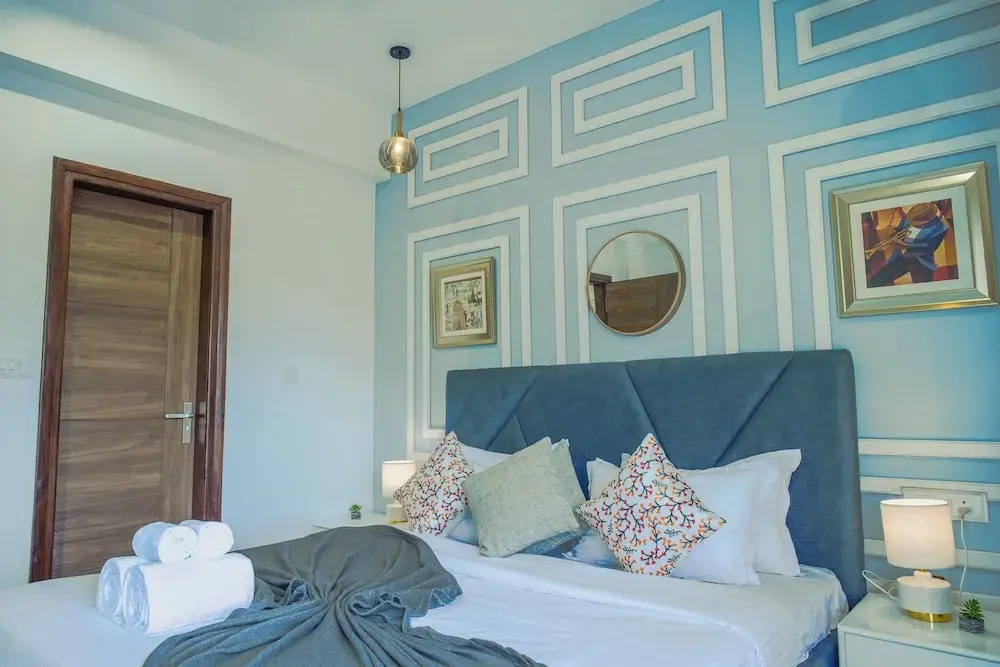 Alaya Stays Veera Marina 2BHK