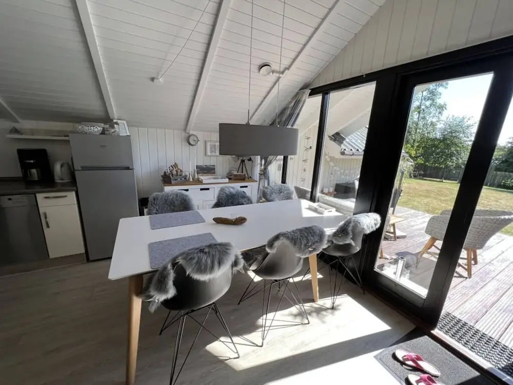 Holnis Beach Cabin Comfortable Vacation Home