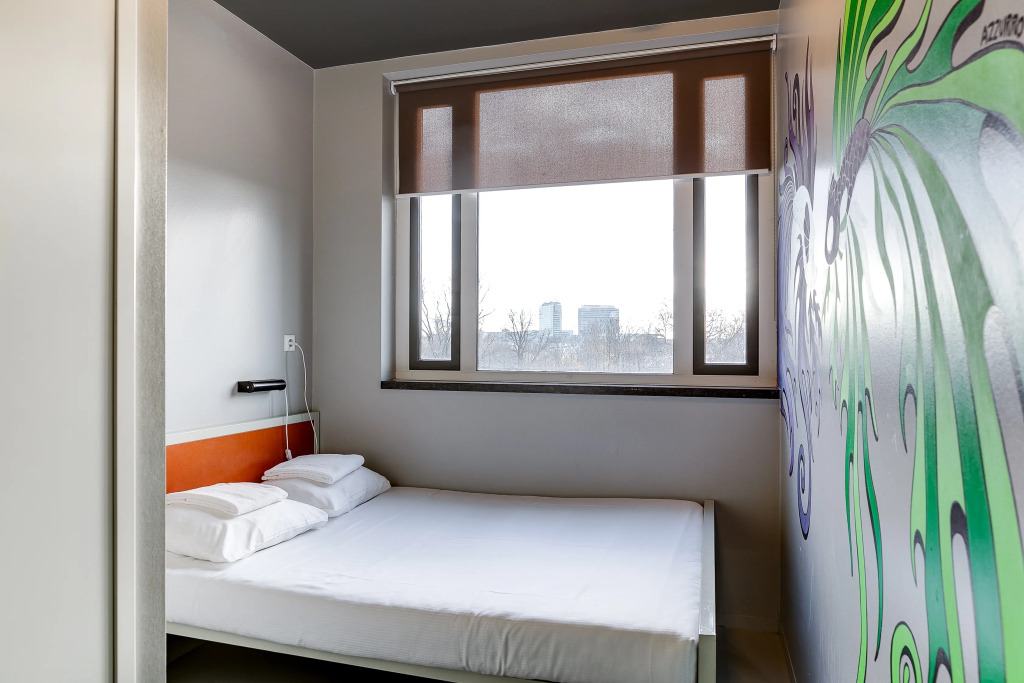 ClinkNOORD Hostel