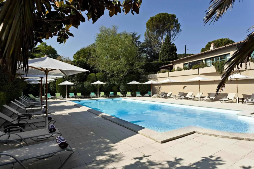 Hôtel La Magnaneraie