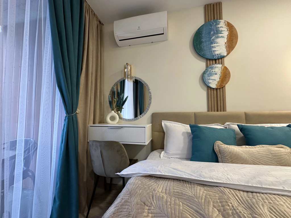 Апарт-отель Batumi Beach Apartments on Rejeb Nizharadze Street 20