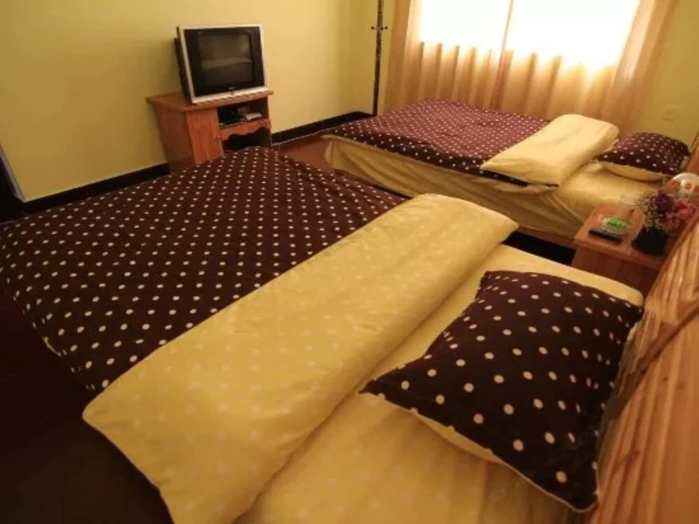 Yitravel Hostel