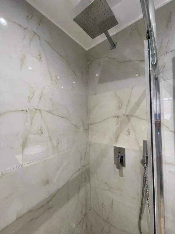 Boutique Central Studio Apartments - ENJOY TRAVEL