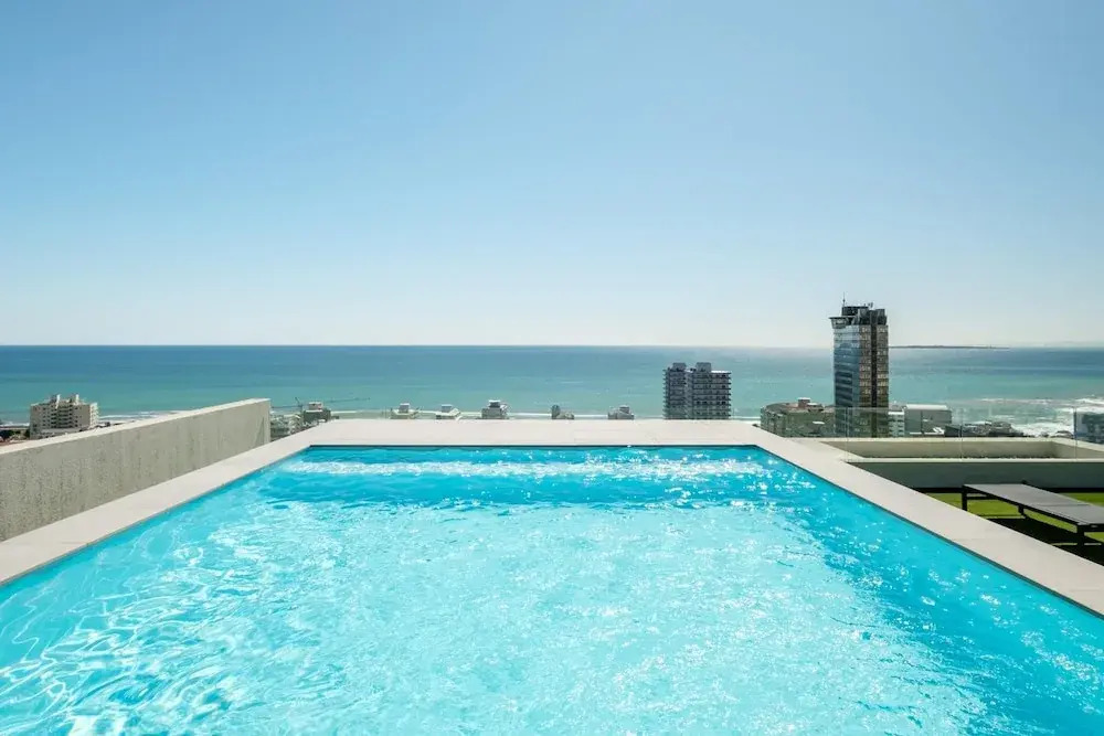 Ocean View 1bed Apartment in Sea Point Marlo Cove