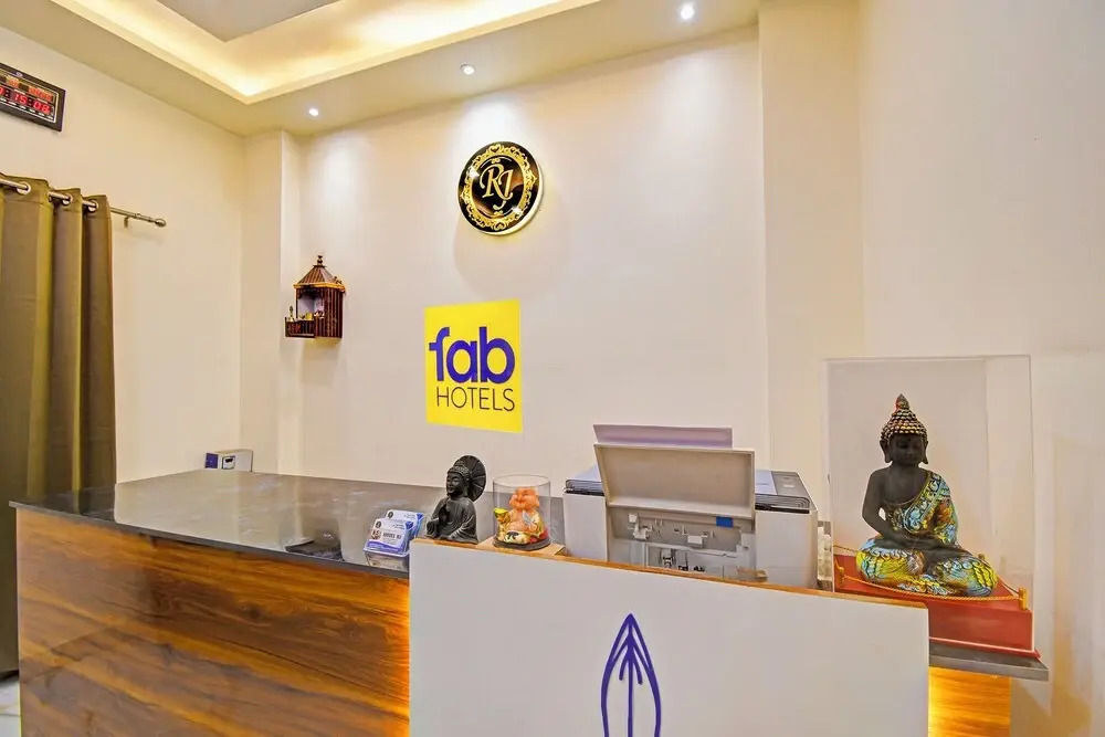 Fabhotel Rj