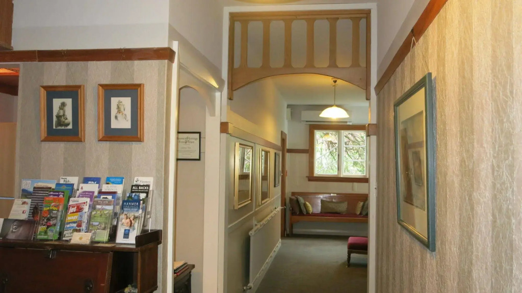 Cheltenham House