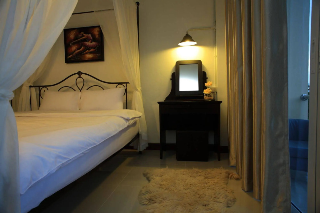 Mooz Huahin Bed & Breakfast