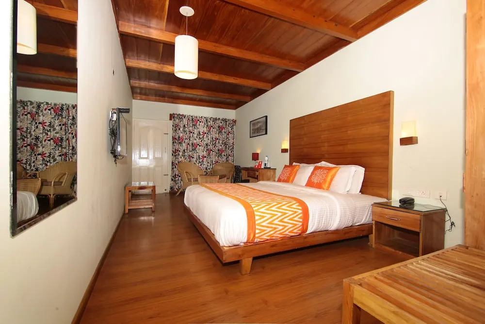 OYO 2158 Hotel SN