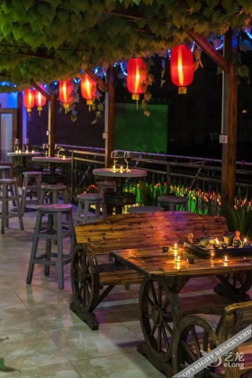 Wangxian Bridge Inn - Xitang