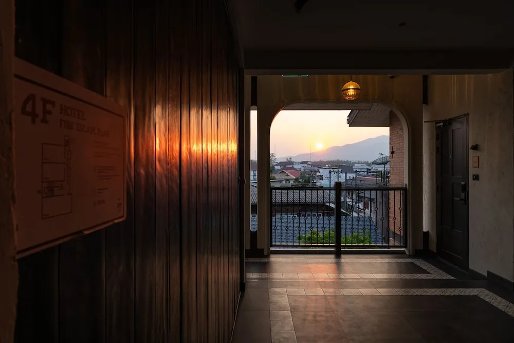Shamrock Chiangmai Hotel-Adult Only
