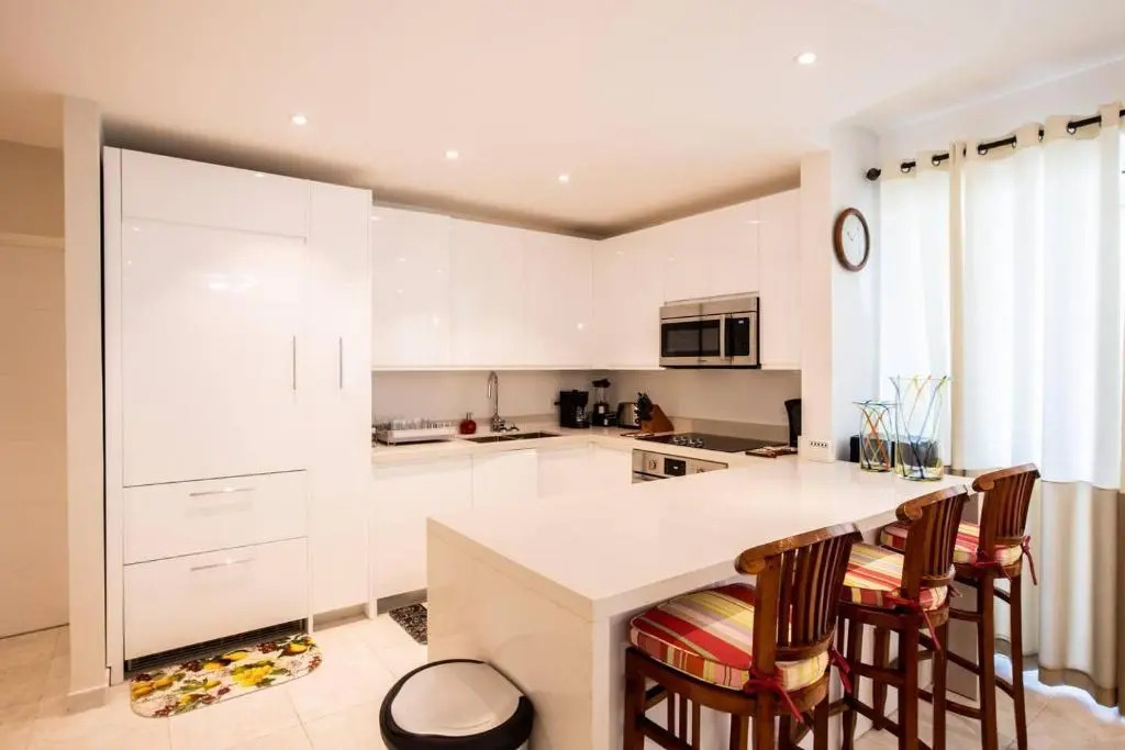 Garden View Condo in Maho
