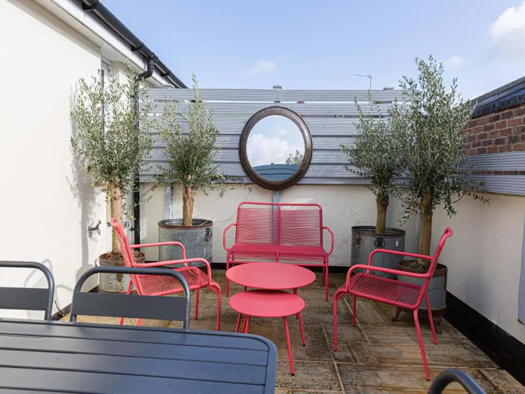 10 Tivoli Mews - By Luxury Apartments