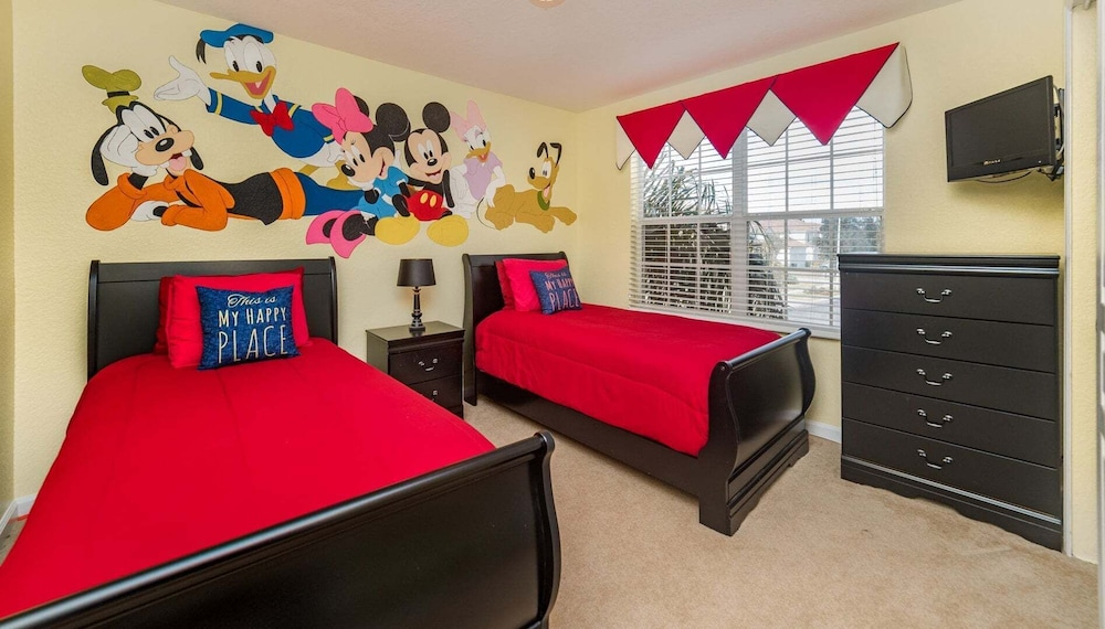 Huge 6BR Home in Windsor Hills Resort