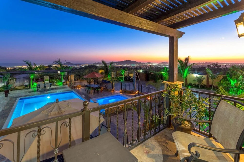 Spacious 4 Bachelor/ette W/free Cook: Finca Tezal
