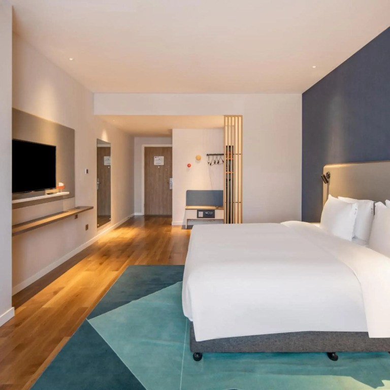 Holiday Inn Express Shanghai Jiading New City by IHG