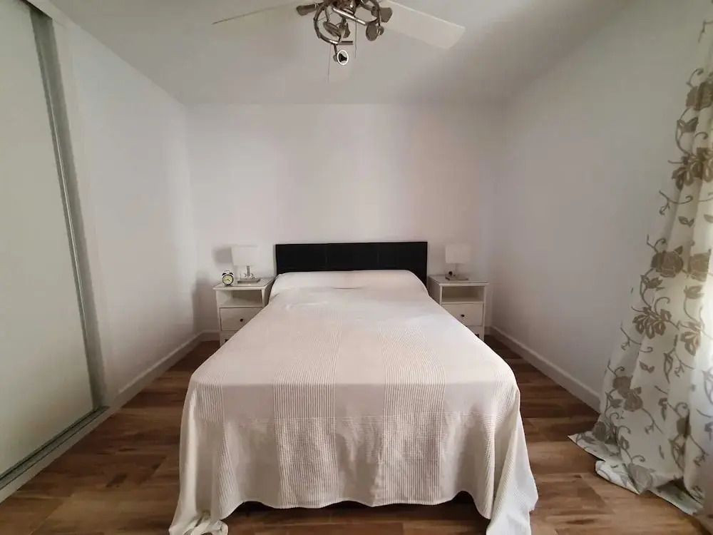 Excellent Location, Very Close to the Beach and Very Bright House
