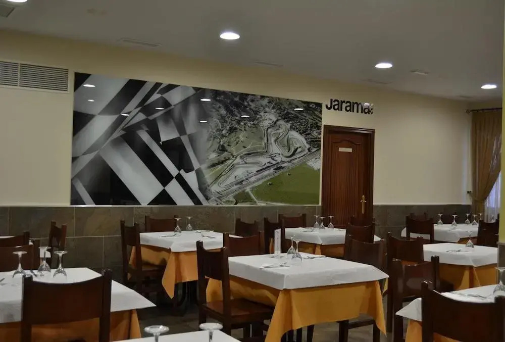 Hotel Jarama