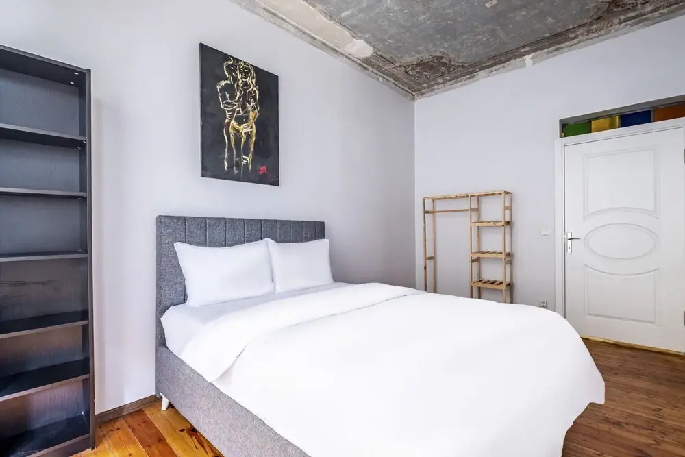 Stylish Flat With Excellent Location in Beyoglu