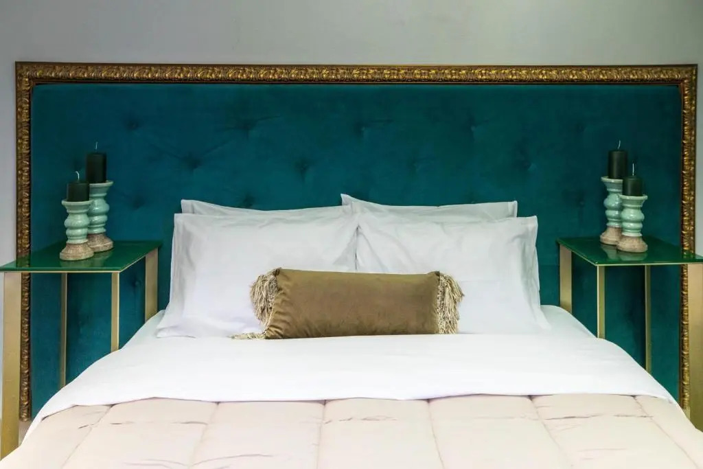 GOLD RESIDENCES - parking , central suites