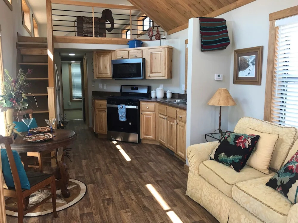The Lodges of Oak Creek
