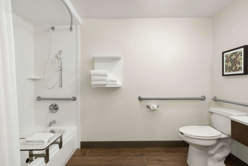 Hampton Inn Portland Airport