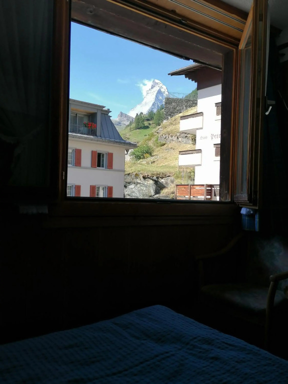 Petit Helvetia Budget Hotel