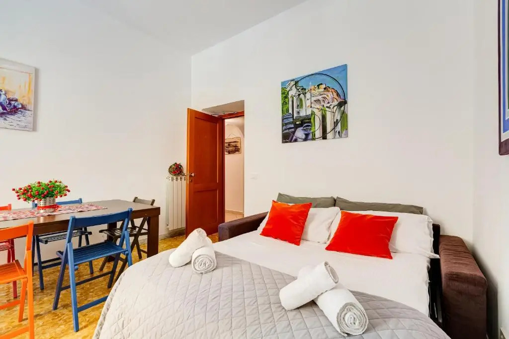 Tasso Street 102