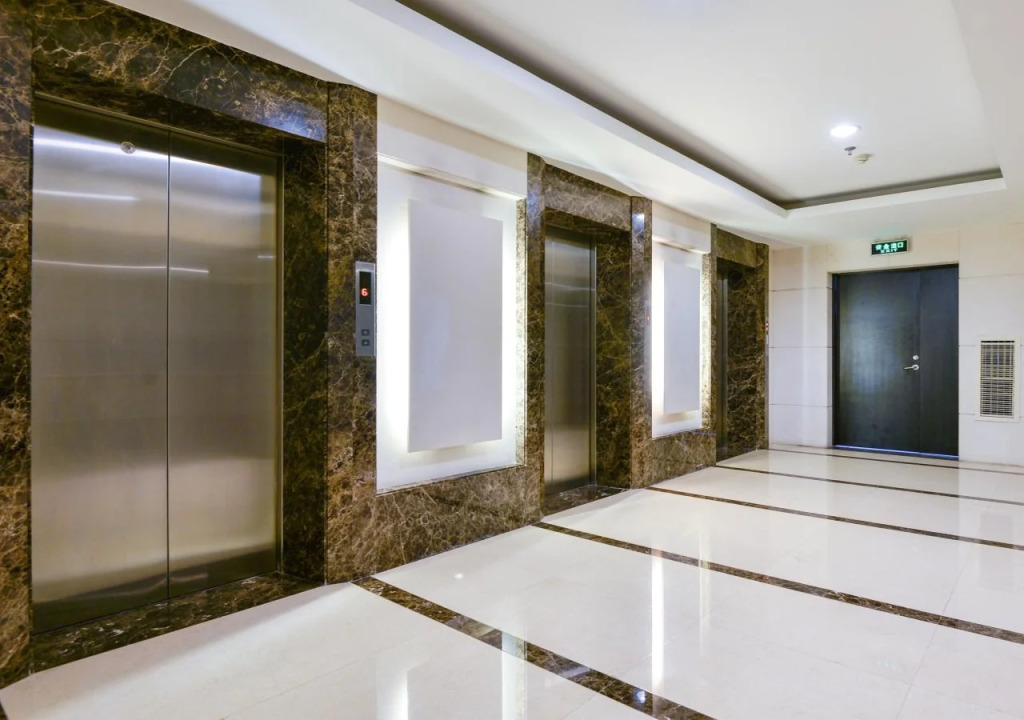 Yashidu Suites Hotel