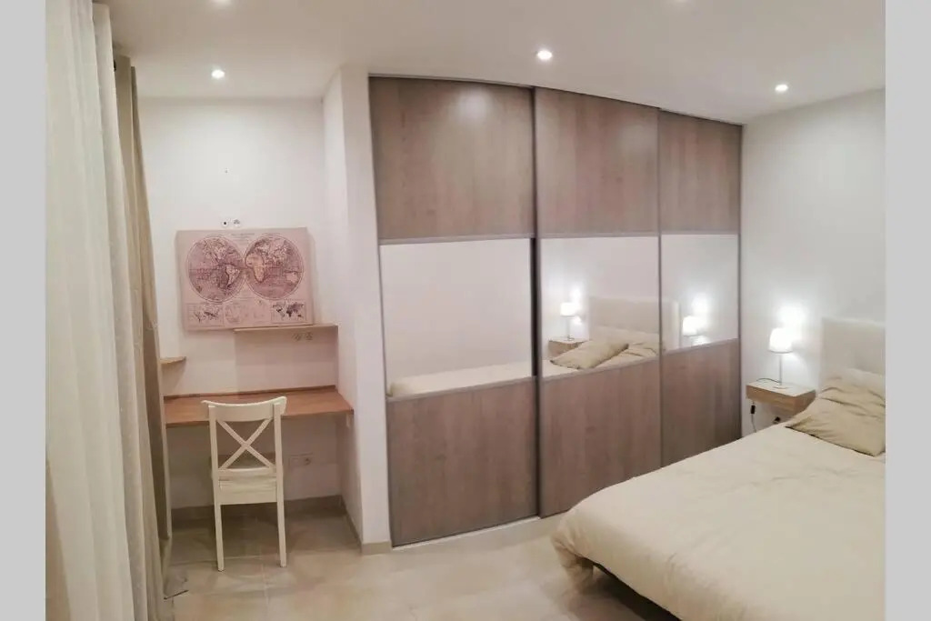 Appartement T2 Rez de villa proche bord de mer
