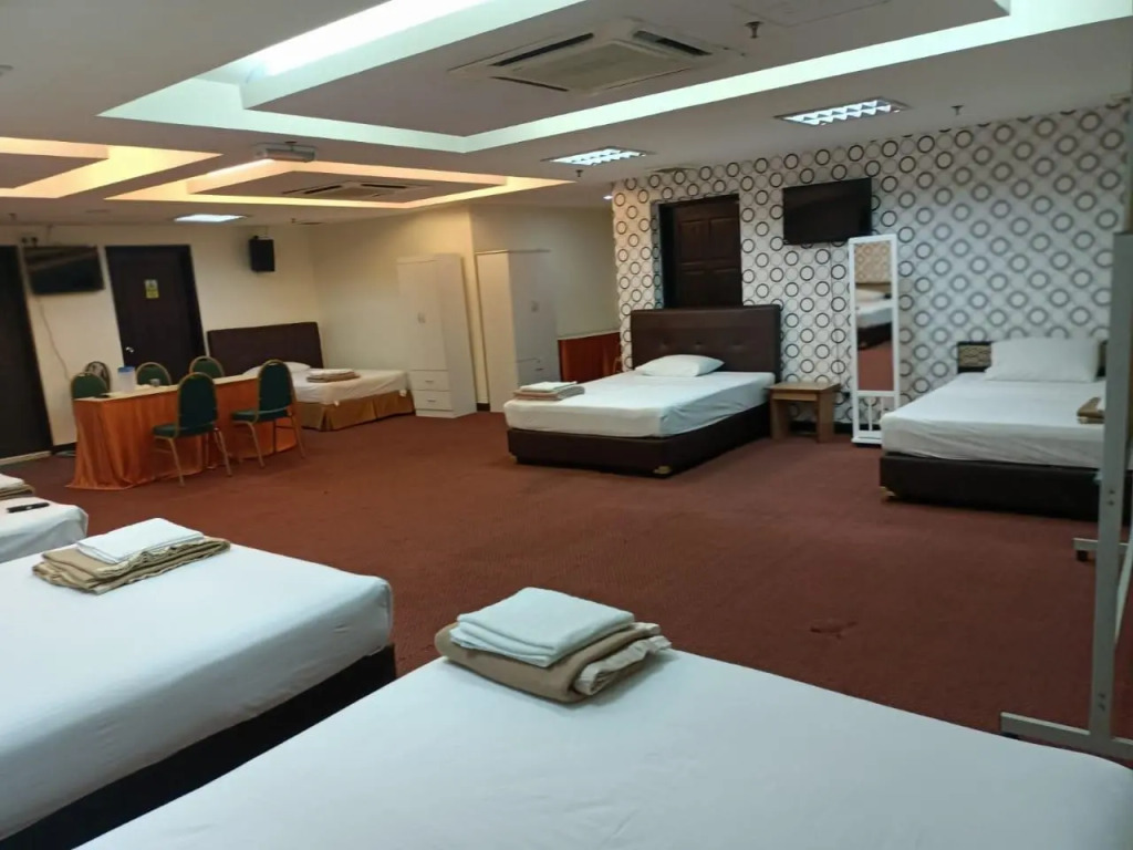 Hotel Sri Sutra - PJ Jalan 227