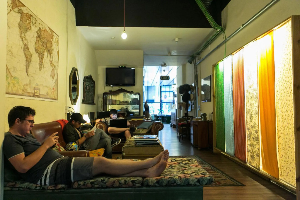 Pars Tailors Hostel