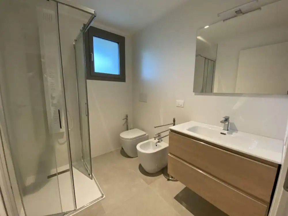 Bright Accommodation 300m From the sea