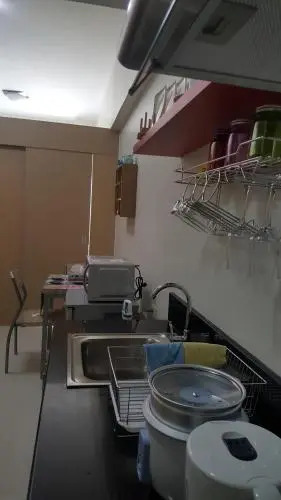 Taal View or LG Unit 1BR Wifi Near Sky Ranch