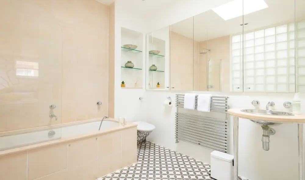 The Maida Vale Mews - Modern & Spacious 1BDR Home next to Venice Canals