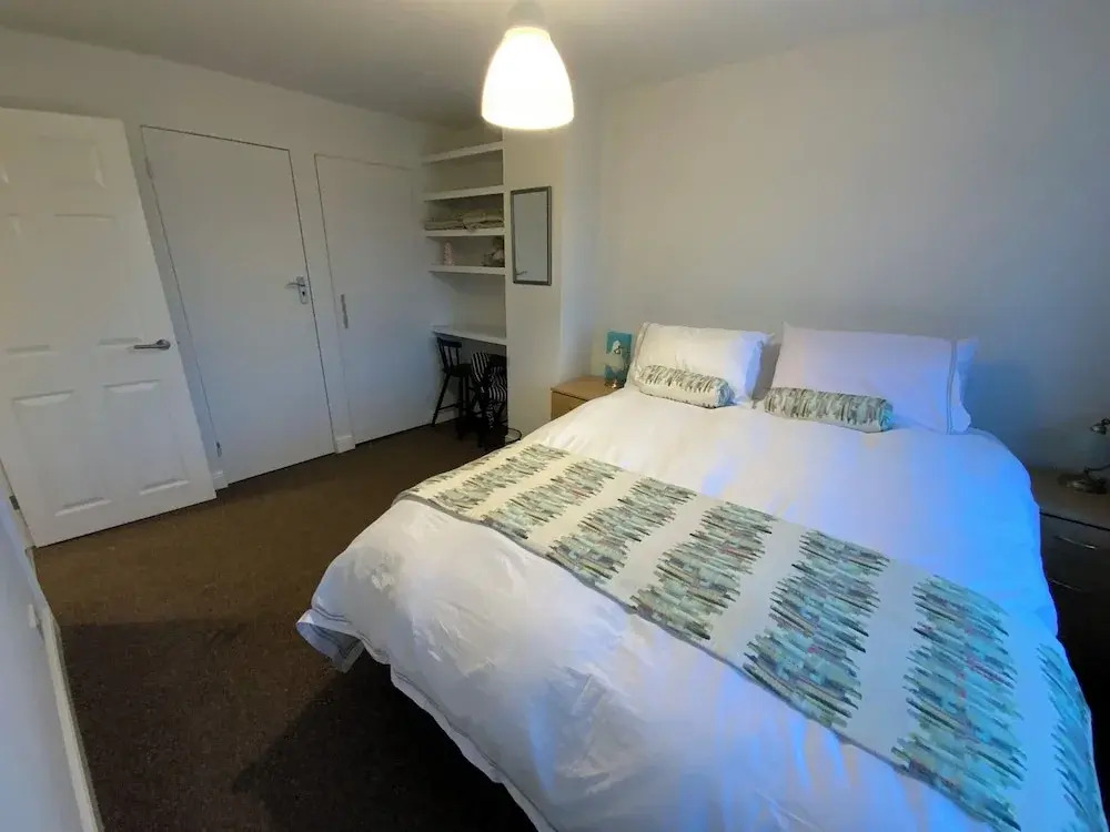 25 Resbury Close