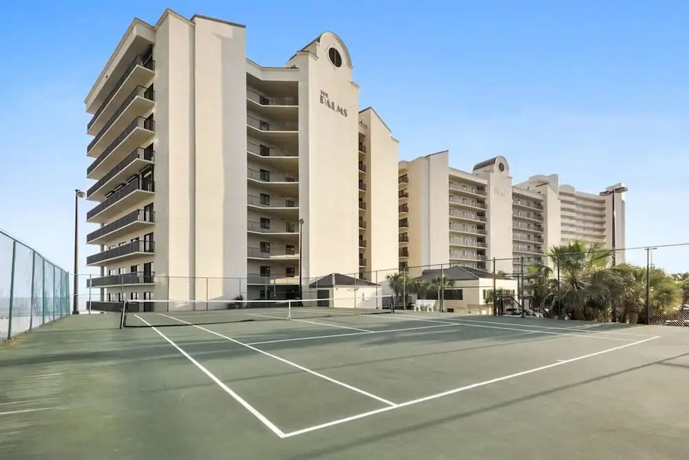 Palms 915- Premier Beachfront Condo