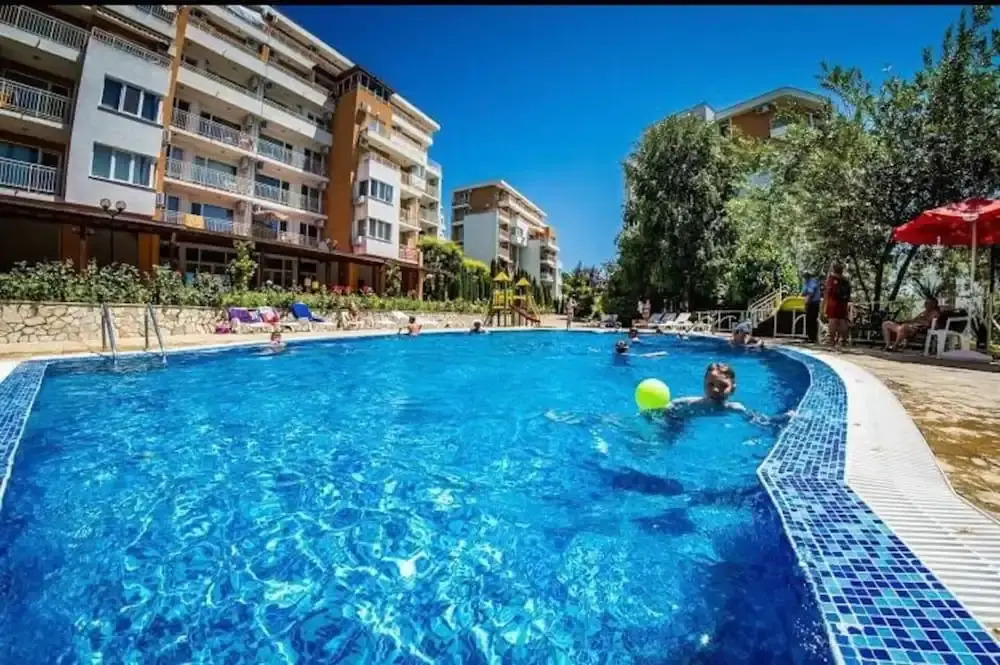 Beautiful 59s 1-bed Studio Apartment in Sveti Vlas