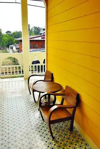 The Paper Art Gallery & Guesthouse Chiang Mai