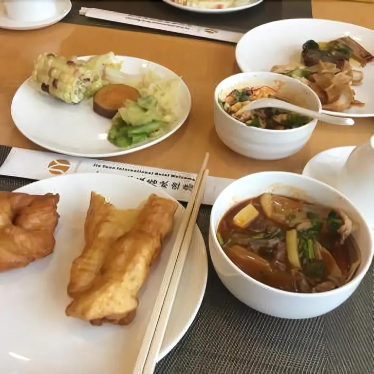 Jiu Yuan International Hotel