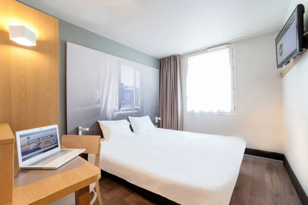 B&B HOTEL CHARTRES Oceane