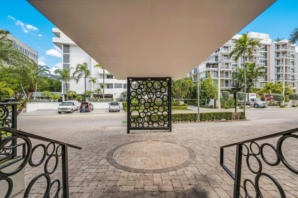 The Landon Bay Harbor-Miami Beach