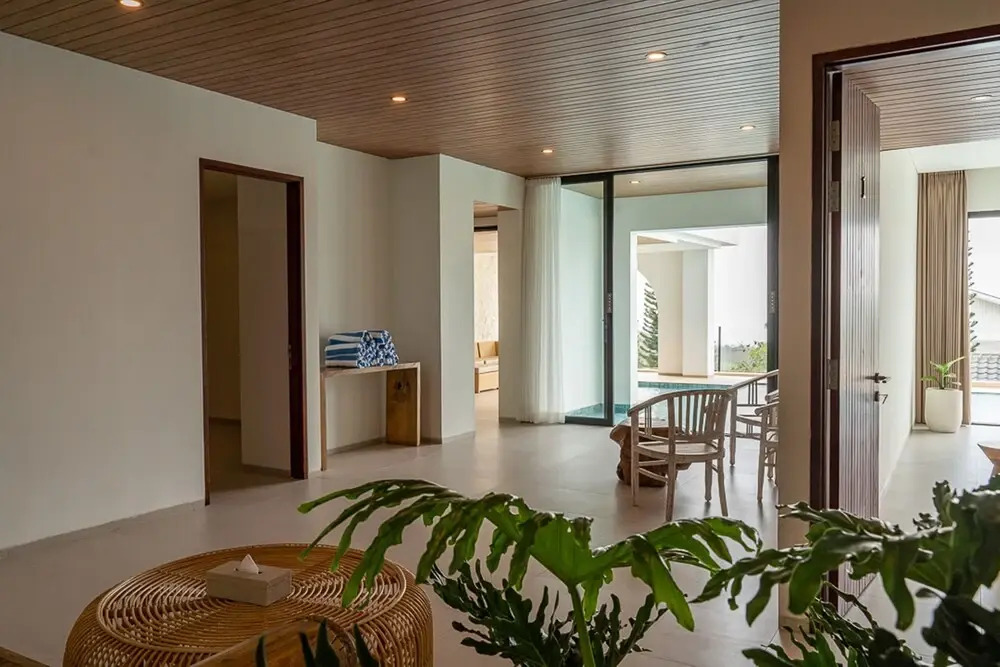 Sunrise City View Villa 9 Bedrooms With a Private Swimming Pool and a Billiard Table