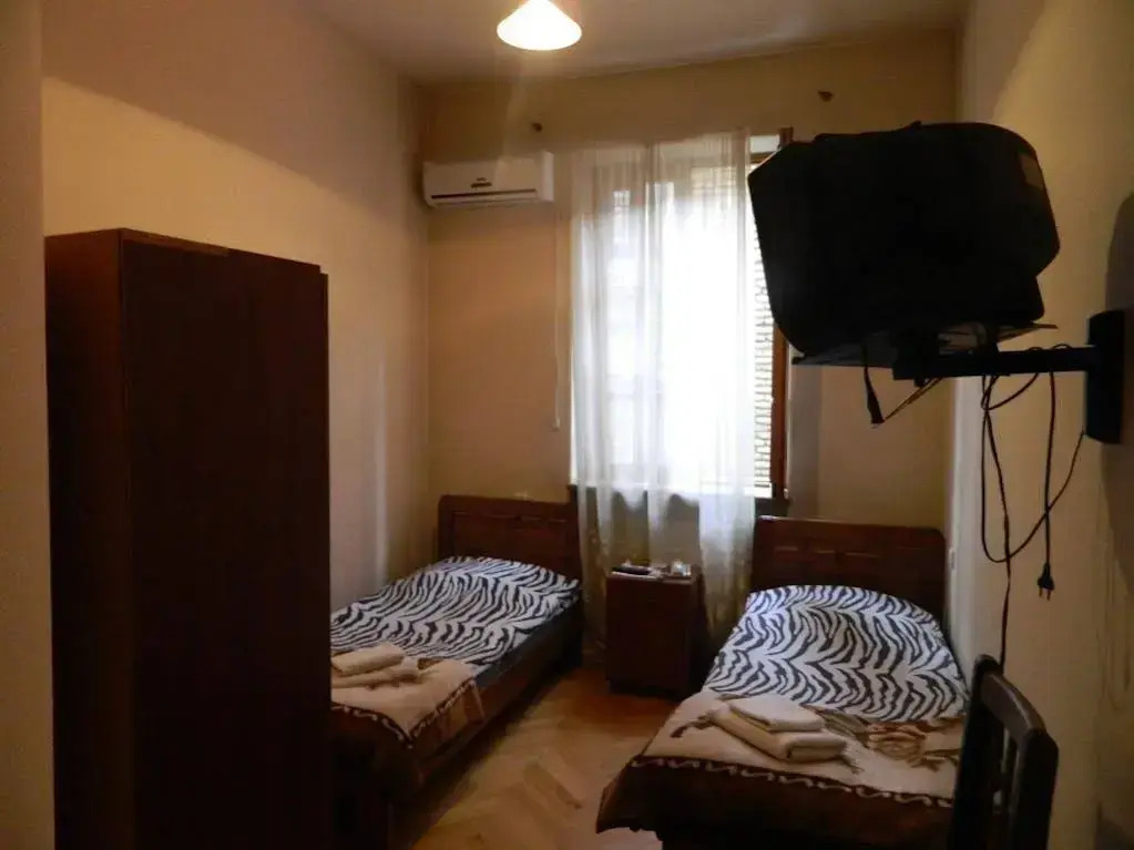 Дзвели Убани
