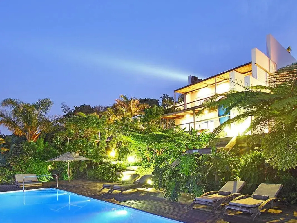 Days At Sea Beach Lodge