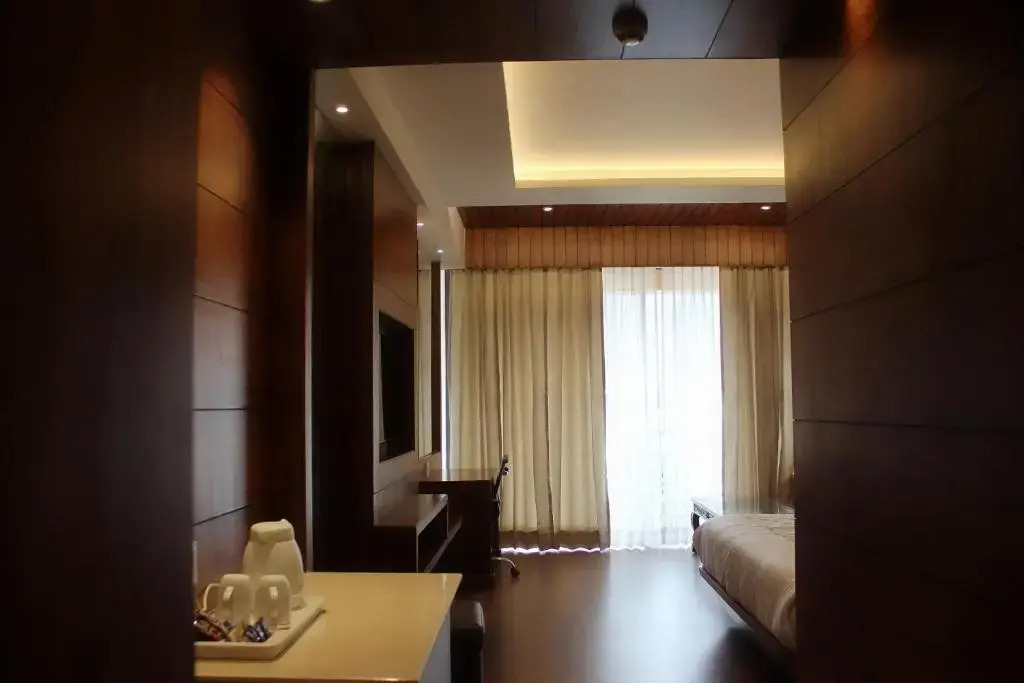 Tiaraa Hotels & Resorts - A Luxury Resort Manali