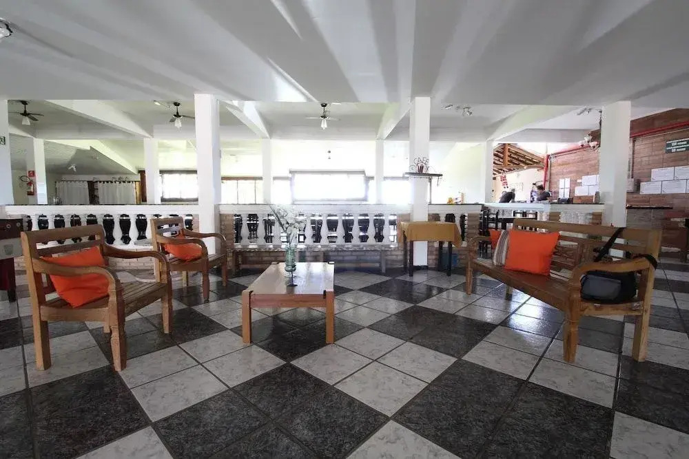 Leviv Praia Hotel