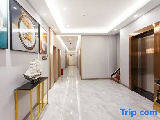 Xiduo Hotel （Ganzi Batang County Government Store）