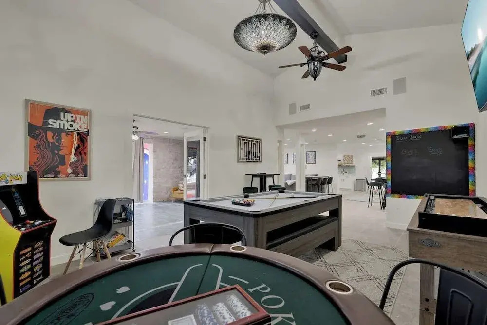 Whitewater River House - Game Room, Firepit, Walking Distance to Whitewater Amphitheater!