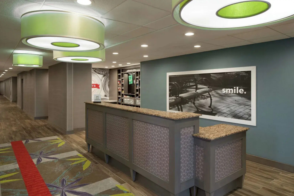 Hampton Inn & Suites St. Louis/Alton, IL