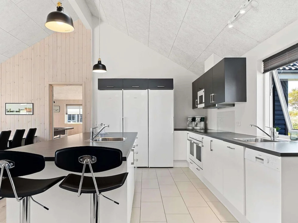 10 person holiday home in Hasselberg